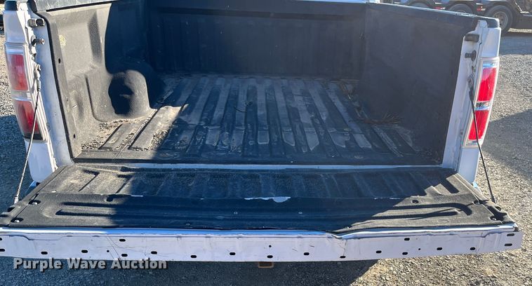 image for item MN9450 2013 Ford F150  SuperCab pickup truck