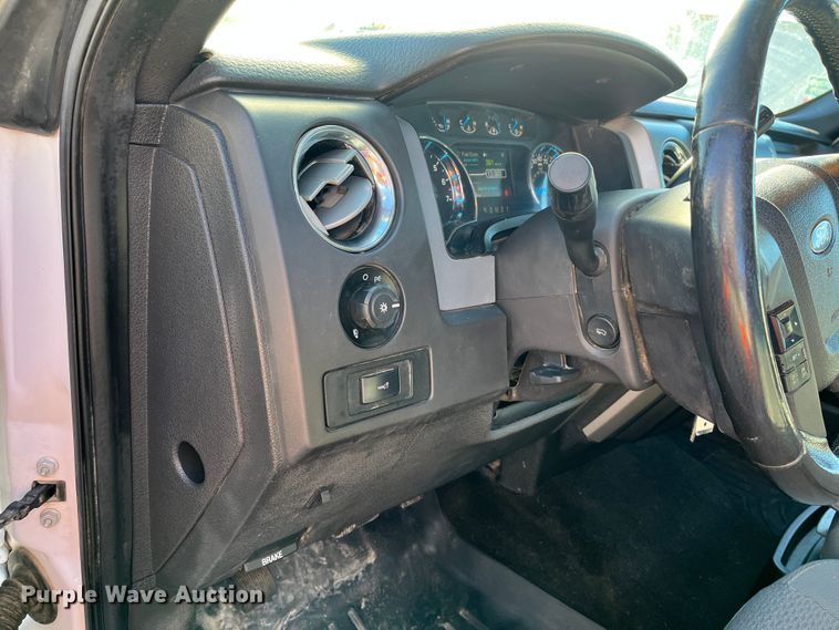 image for item MN9450 2013 Ford F150  SuperCab pickup truck