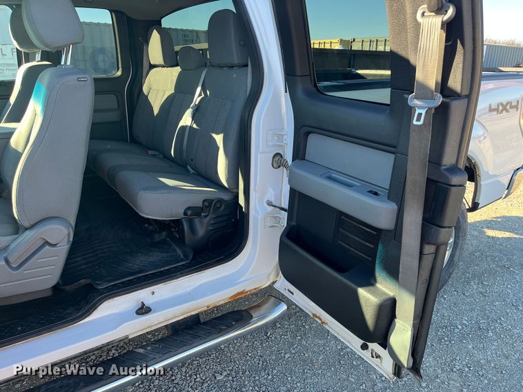 image for item MN9450 2013 Ford F150  SuperCab pickup truck