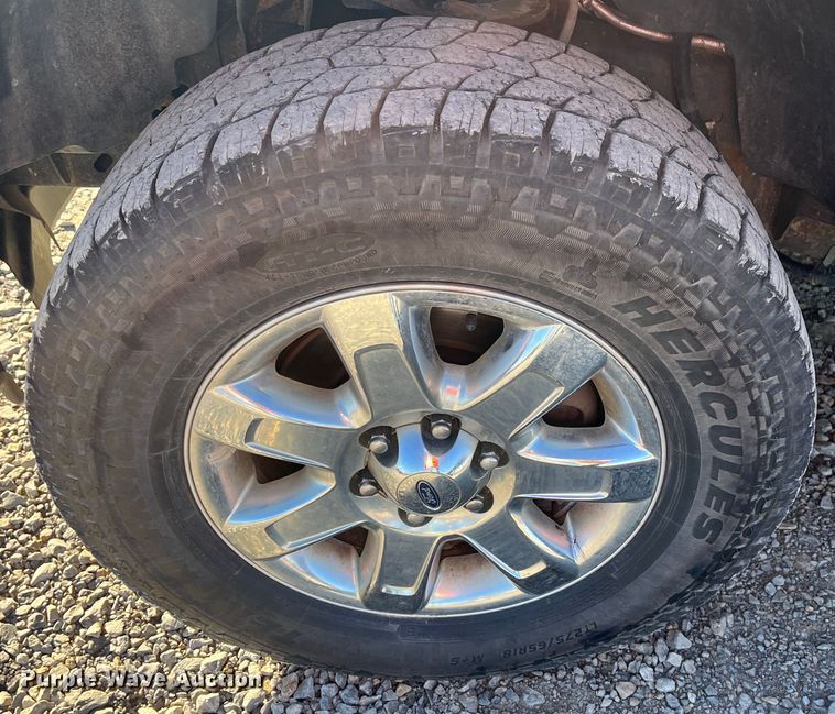 image for item MN9450 2013 Ford F150  SuperCab pickup truck