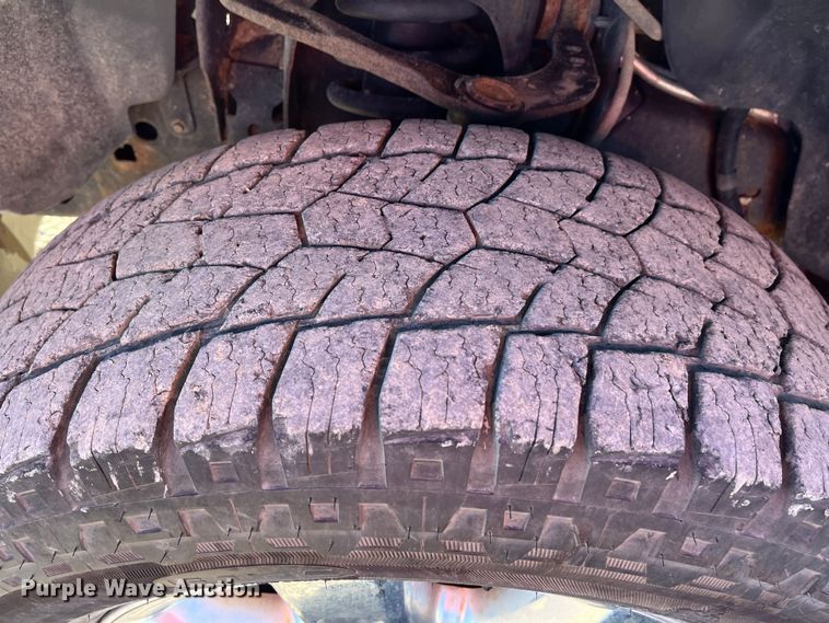 image for item MN9450 2013 Ford F150  SuperCab pickup truck