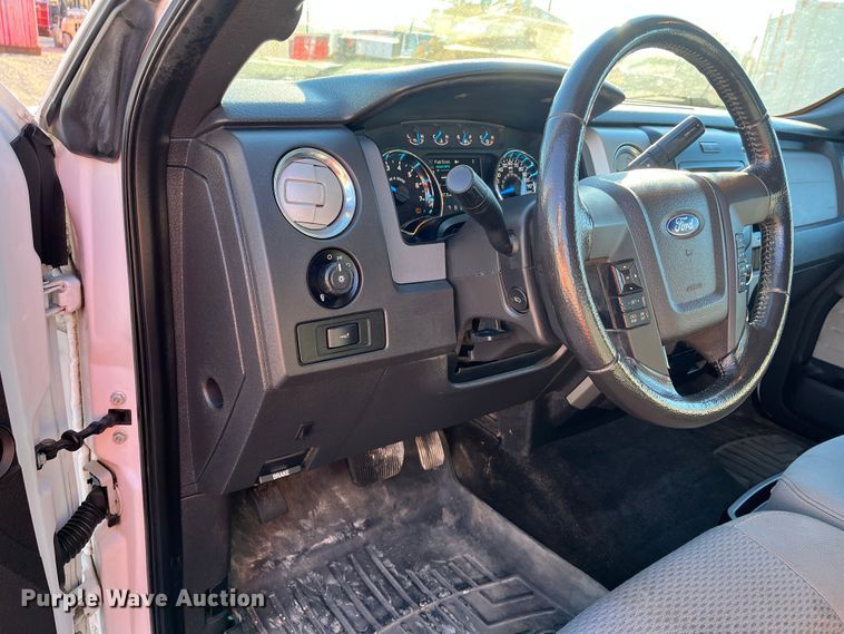 image for item MN9451 2013 Ford F150  SuperCab pickup truck