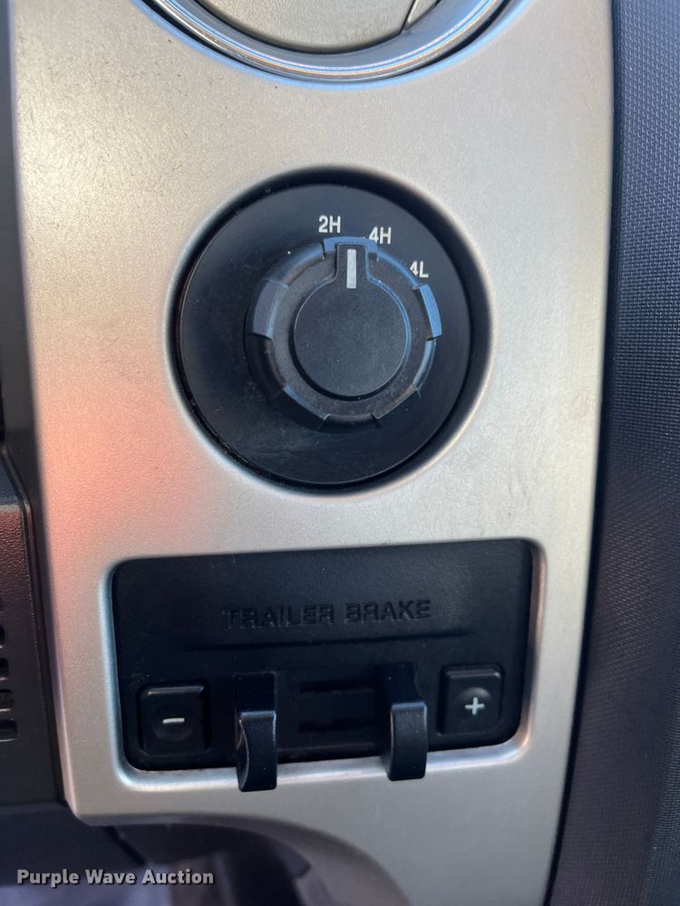 image for item MN9451 2013 Ford F150  SuperCab pickup truck