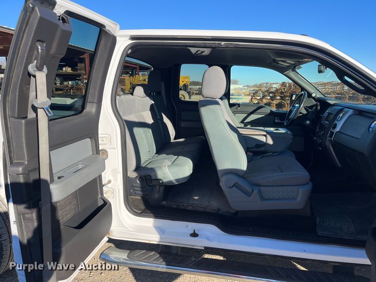 image for item MN9451 2013 Ford F150  SuperCab pickup truck