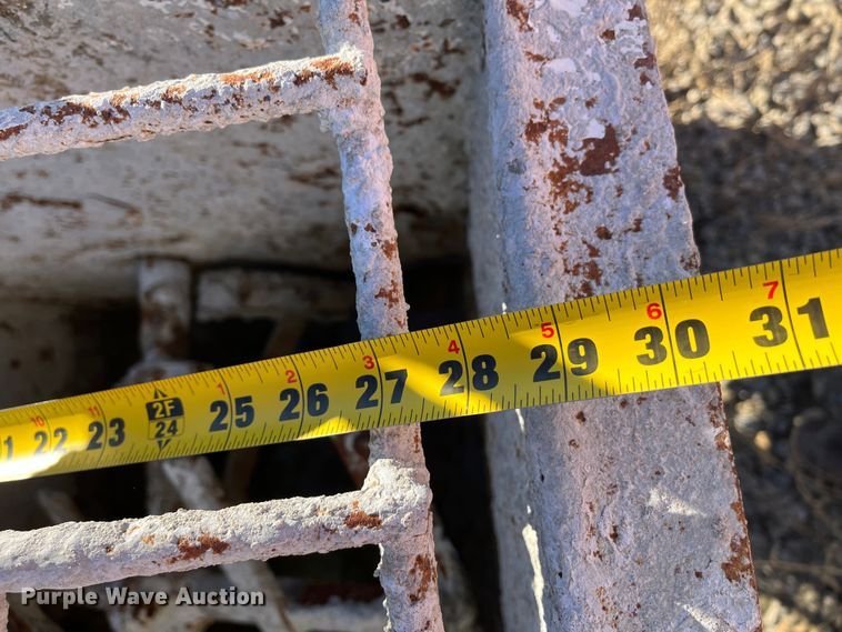 image for item MN9454 Concrete equipment