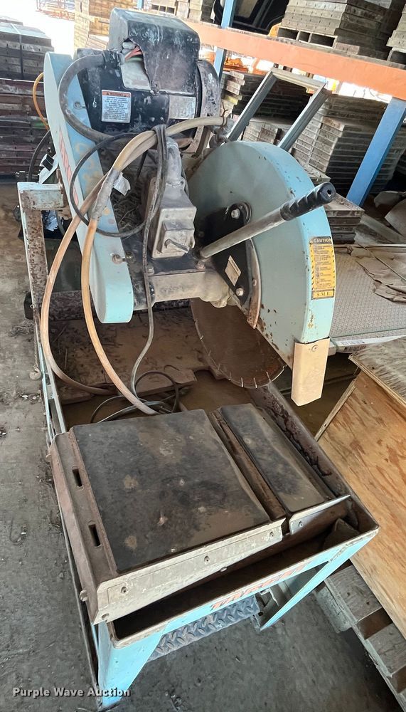 image for item MN9454 Concrete equipment