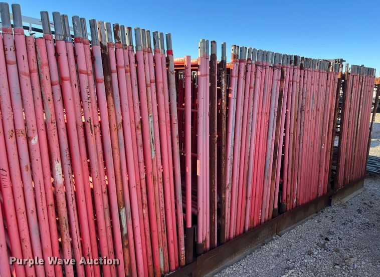 image for item MN9455 Approximately 90 scaffolding uprights