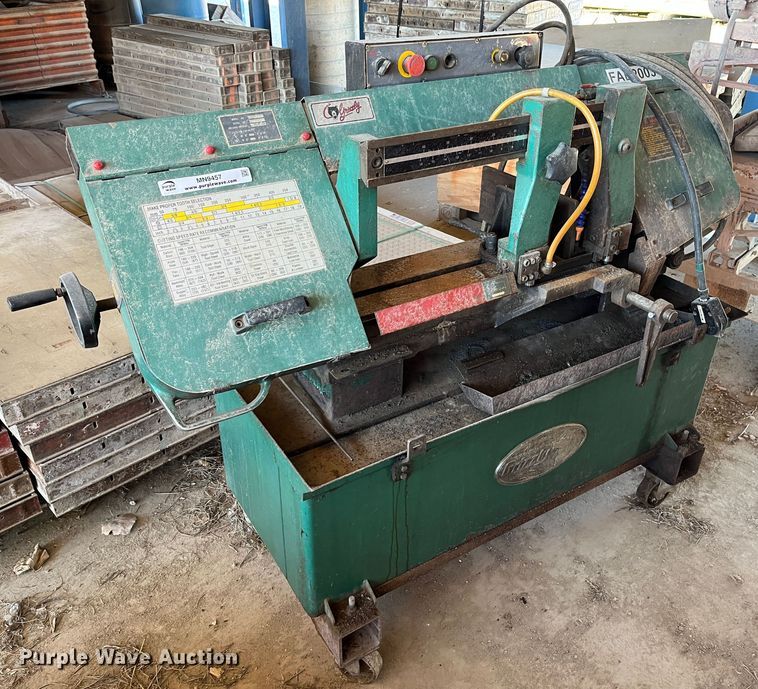 image for item MN9457 Grizzly G9744  bandsaw