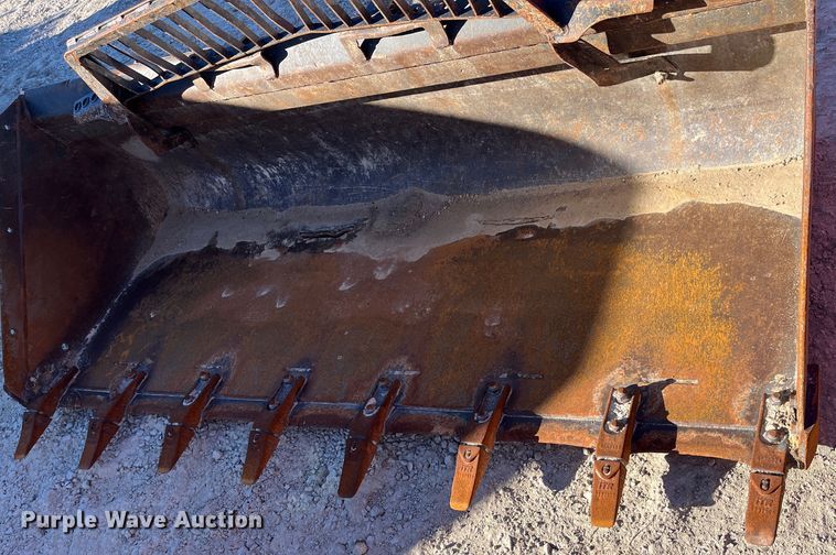 image for item MN9458 Bobcat  80"W skid steer bucket