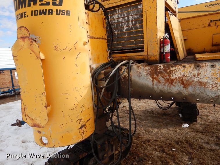 image for item MT9896 1997 Gomaco Commander III GT6300  slip form paver