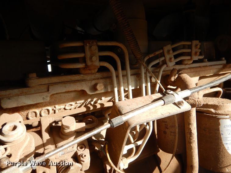 image for item MT9896 1997 Gomaco Commander III GT6300  slip form paver