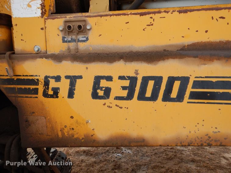 image for item MT9896 1997 Gomaco Commander III GT6300  slip form paver