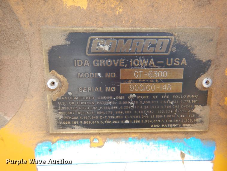 image for item MT9896 1997 Gomaco Commander III GT6300  slip form paver