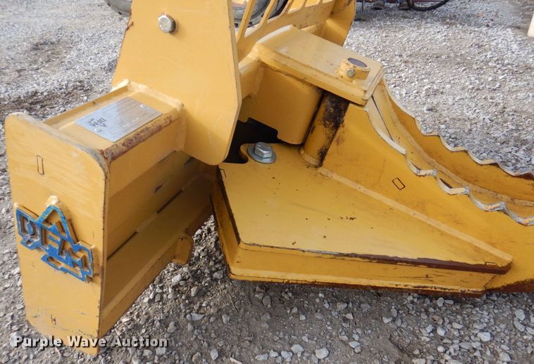 image for item MW9415 2020 DFM TB01  skid steer tree puller
