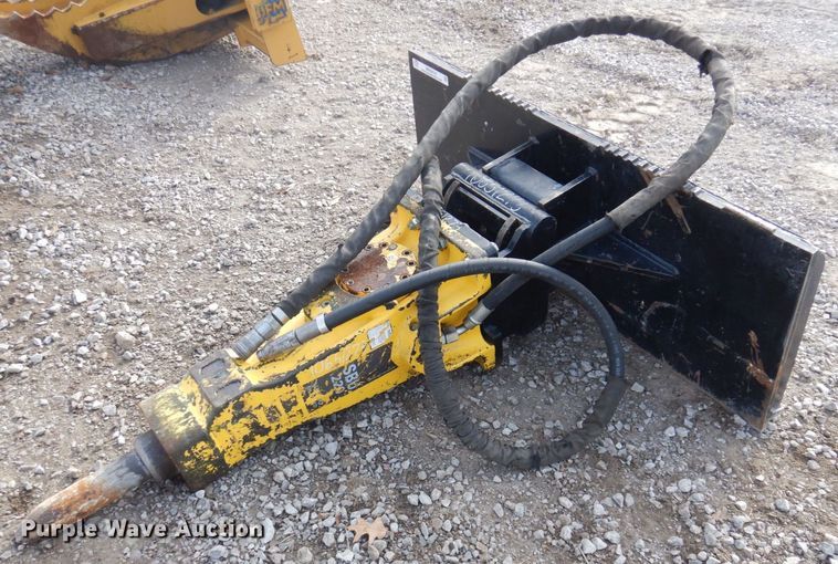 image for item MW9416 2017 Atlas Copco SBU220  skid steer breaker