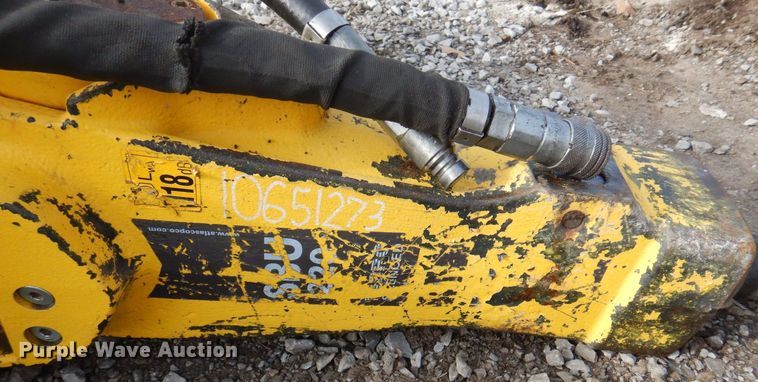 image for item MW9416 2017 Atlas Copco SBU220  skid steer breaker