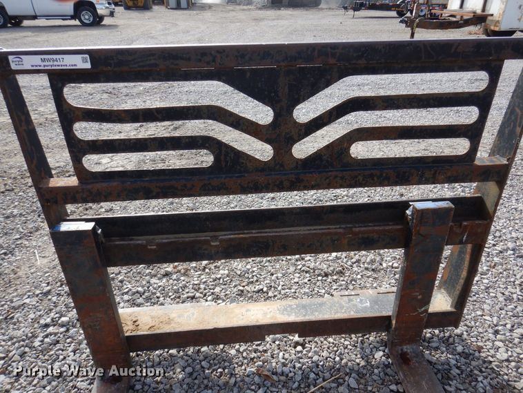 image for item MW9417 48" L skid steer forks