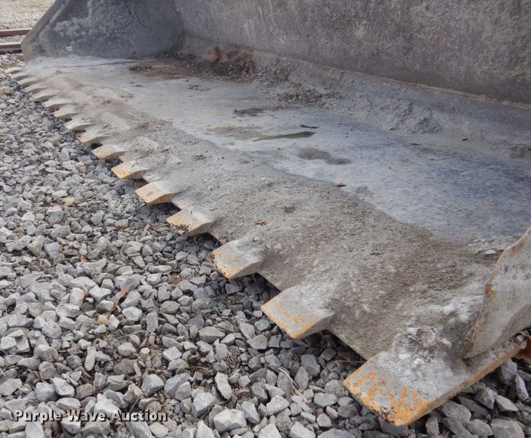 image for item MW9418 79" W skid steer bucket