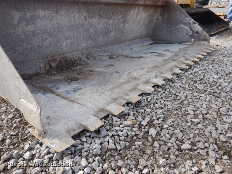 image for item MW9418 79" W skid steer bucket