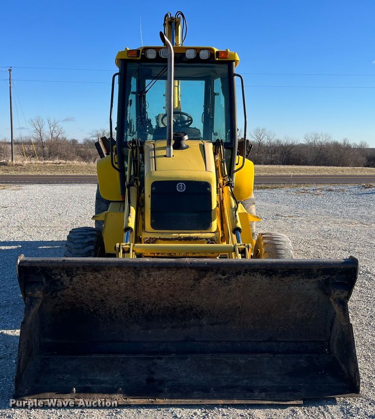 image for item MW9426 2002 New Holland LB75B  backhoe