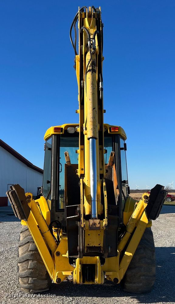 image for item MW9426 2002 New Holland LB75B  backhoe
