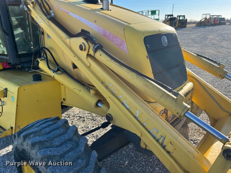 image for item MW9426 2002 New Holland LB75B  backhoe