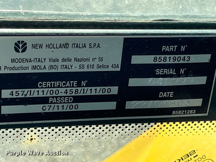 image for item MW9426 2002 New Holland LB75B  backhoe