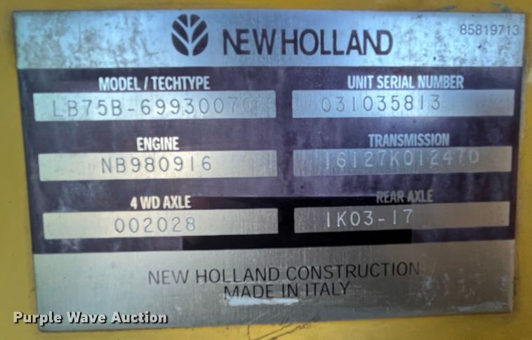image for item MW9426 2002 New Holland LB75B  backhoe