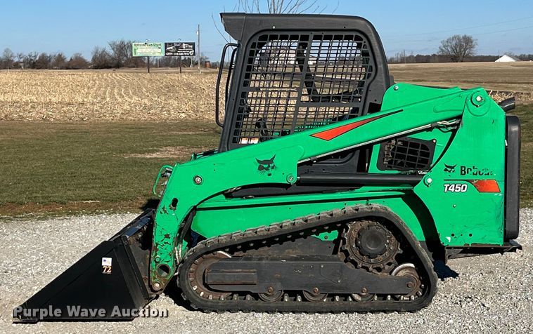 image for item MW9427 2017 Bobcat T450  tracked skid steer loader