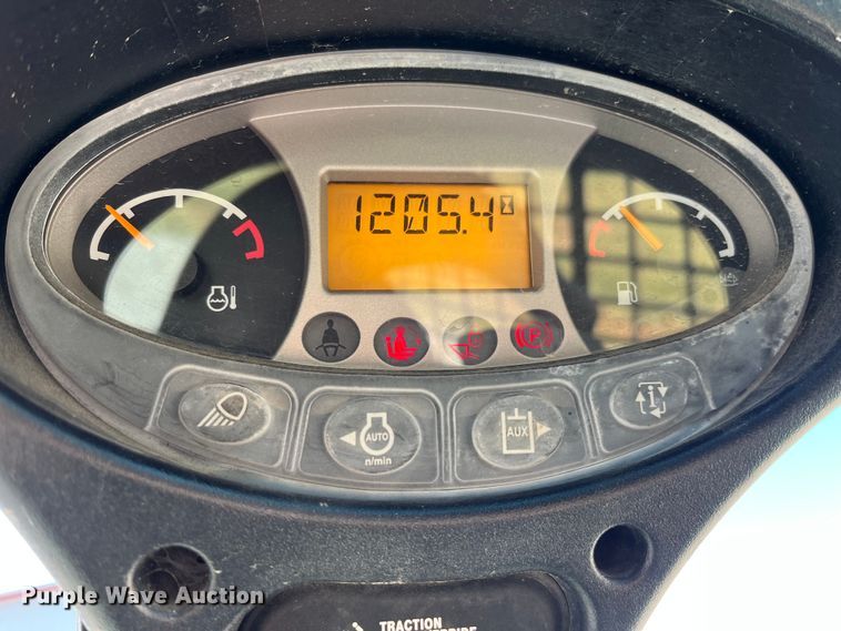 image for item MW9427 2017 Bobcat T450  tracked skid steer loader