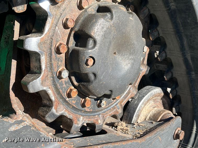 image for item MW9427 2017 Bobcat T450  tracked skid steer loader