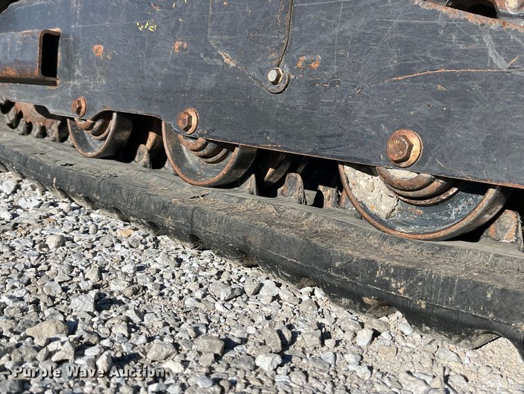 image for item MW9427 2017 Bobcat T450  tracked skid steer loader