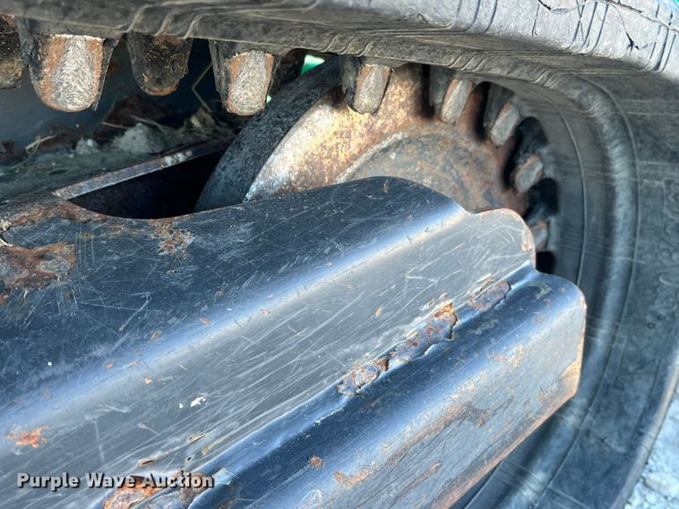 image for item MW9427 2017 Bobcat T450  tracked skid steer loader