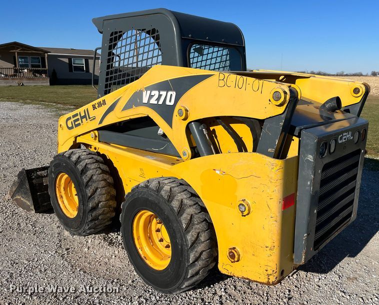 image for item MW9428 2013 Gehl V270  skid steer loader
