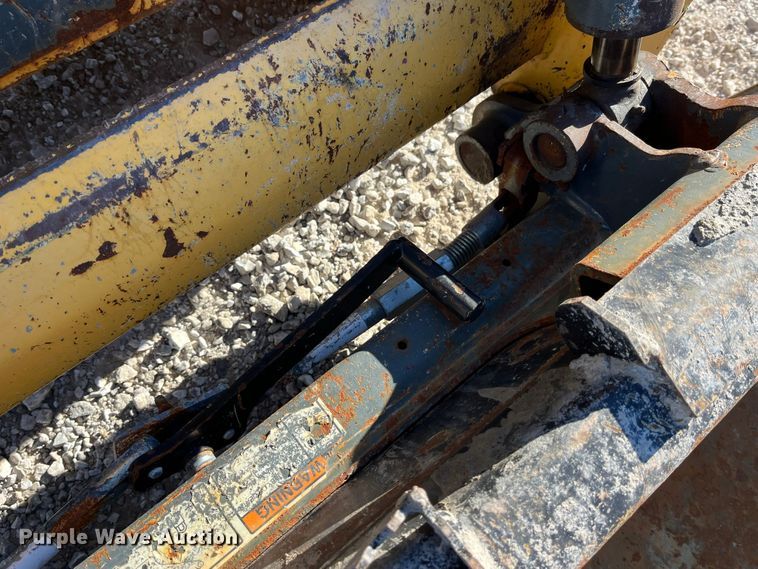 image for item MW9428 2013 Gehl V270  skid steer loader