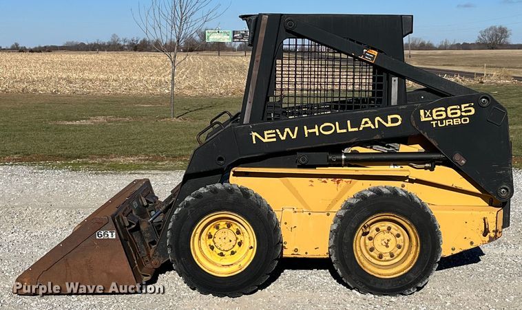 image for item MW9429 1999 New Holland LX665  skid steer loader