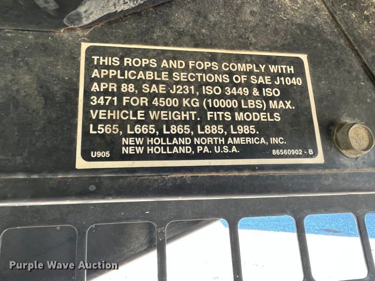 image for item MW9429 1999 New Holland LX665  skid steer loader