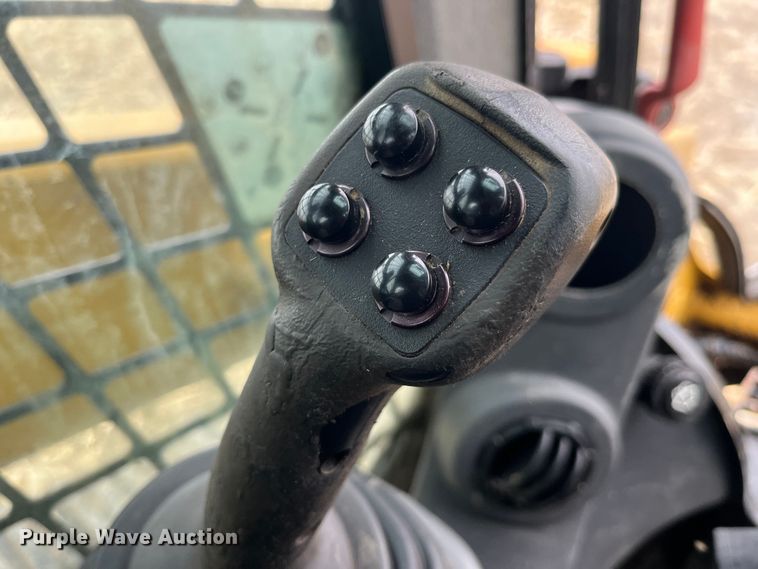 image for item MW9437 2018 Caterpillar 299D2XHP  tracked skid steer loader