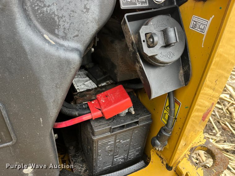 image for item MW9437 2018 Caterpillar 299D2XHP  tracked skid steer loader