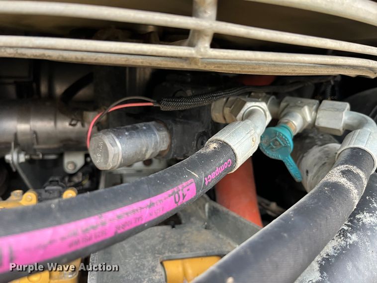 image for item MW9437 2018 Caterpillar 299D2XHP  tracked skid steer loader