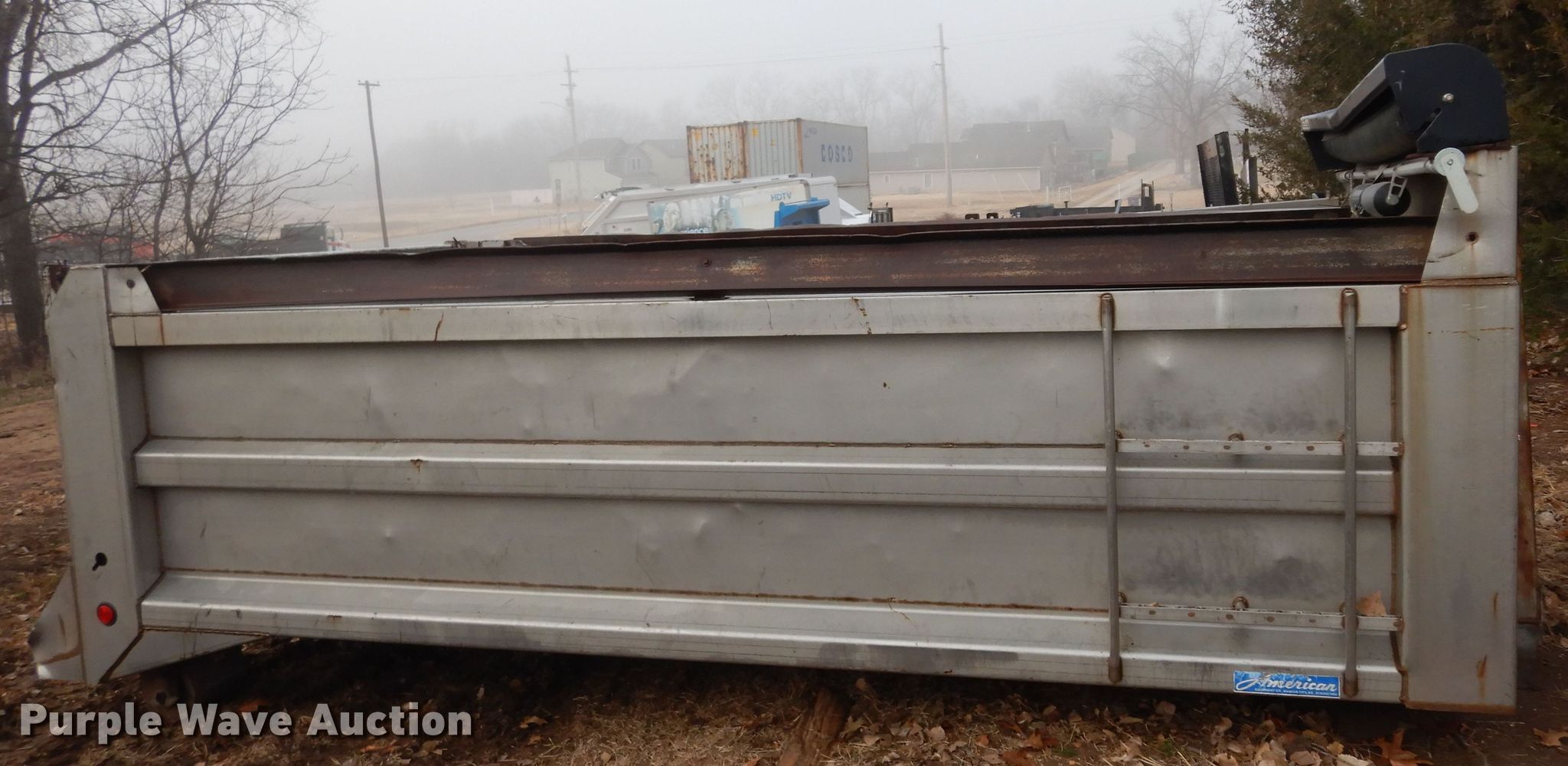 Warren hook lift dump bed in Wamego, KS Item DI6923 sold Purple Wave