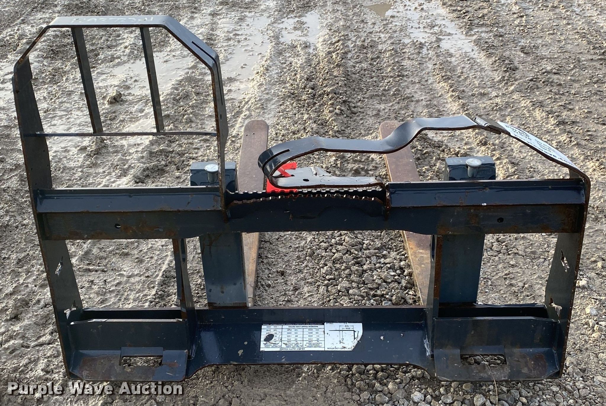 48"L skid steer forks in Tulsa, OK Item DN8098 sold Purple Wave