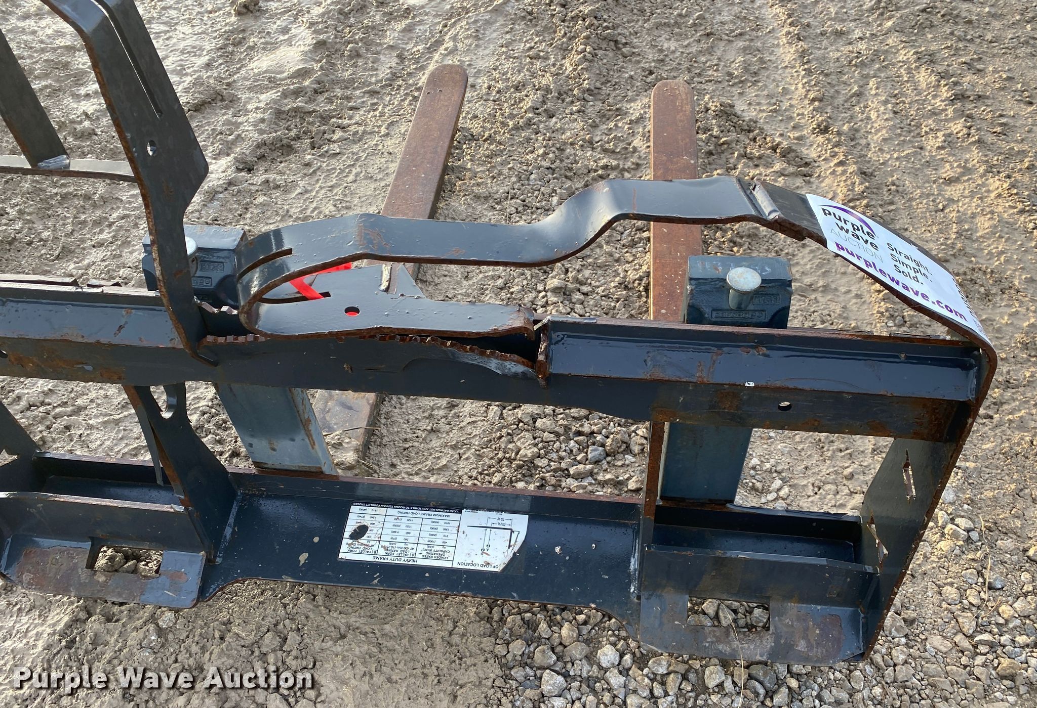 48"L skid steer forks in Tulsa, OK Item DN8098 sold Purple Wave
