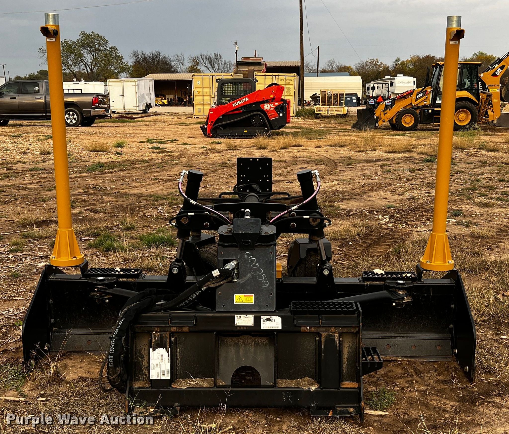 2019 Caterpillar BB124 skid steer box blade in TX Item DQ1931