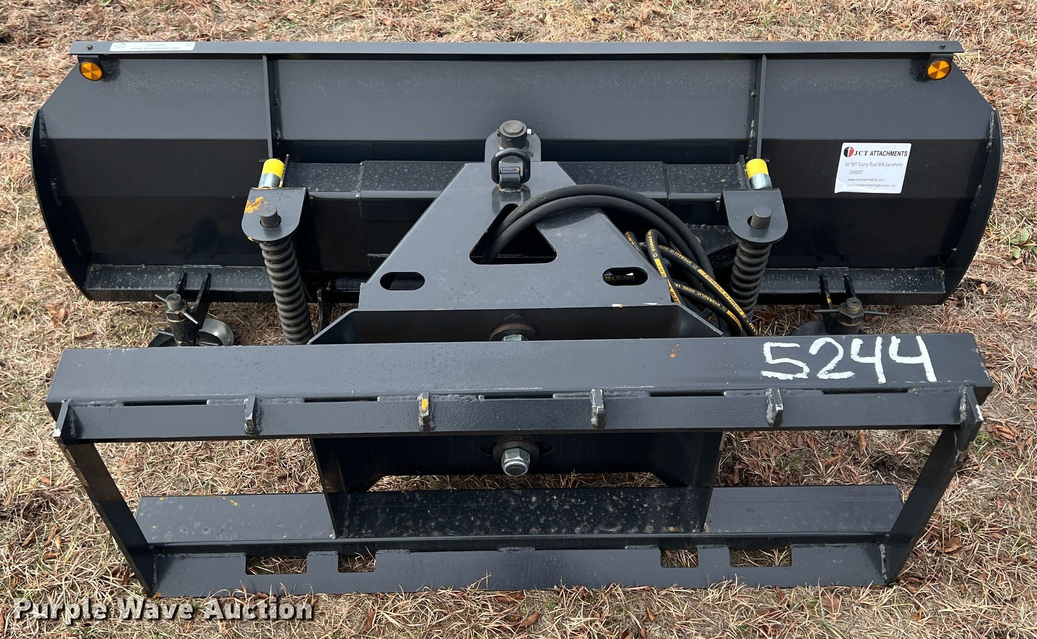 JCT 72"W skid steer dozer blade in Yates Center, KS Item JV9486 sold