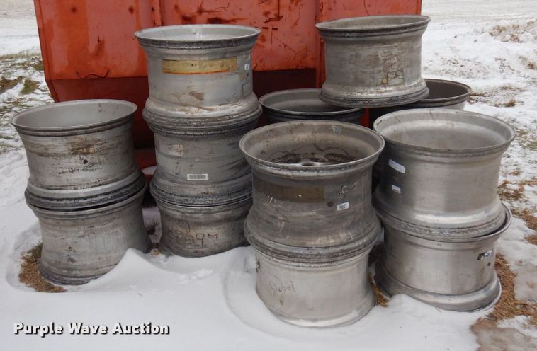 image for item AF9360 (14) 10 lug super single wheels