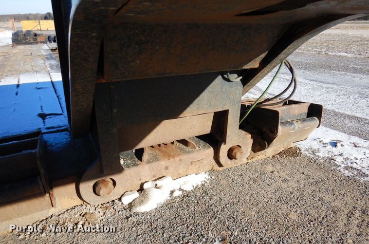 image for item AF9364 2007 Talbert T3DW-50SA-HRG-1-11  lowboy equipment trailer