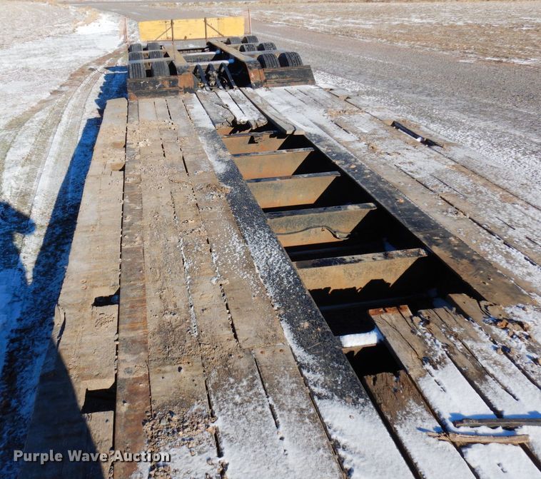 image for item AF9364 2007 Talbert T3DW-50SA-HRG-1-11  lowboy equipment trailer