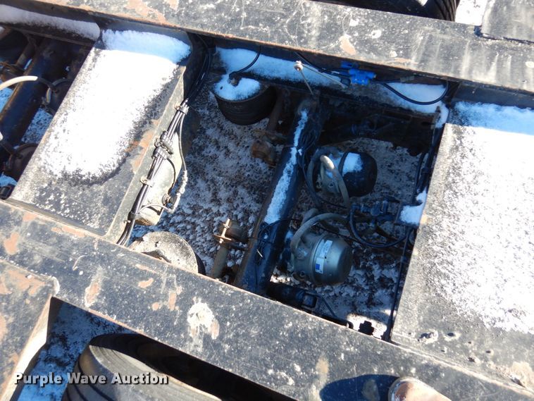 image for item AF9364 2007 Talbert T3DW-50SA-HRG-1-11  lowboy equipment trailer