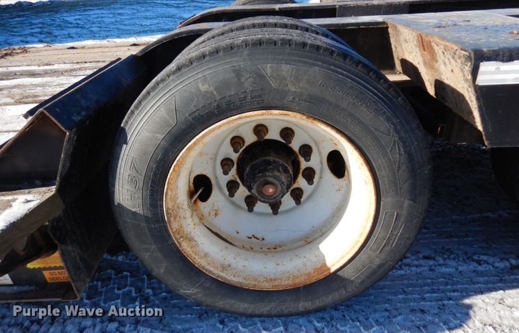 image for item AF9364 2007 Talbert T3DW-50SA-HRG-1-11  lowboy equipment trailer